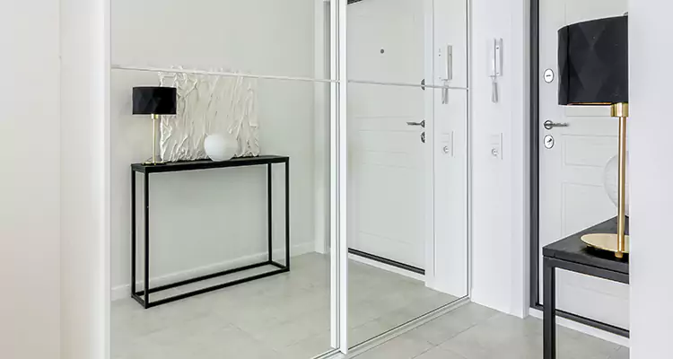 Mirrored Bifold Closet Doors Repair in Merritt Island, FL