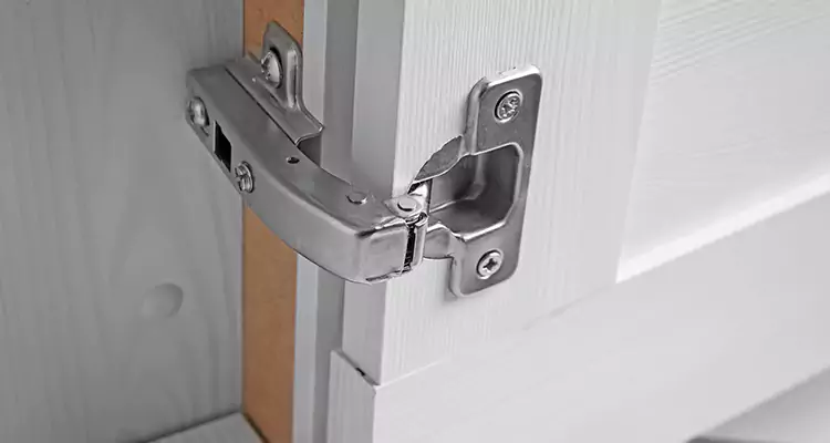 Shower Door Hinge Replacement in Merritt Island, FL