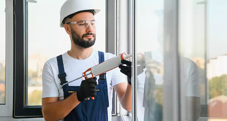 Retractable Screens Repair for Patio in Merritt Island, FL