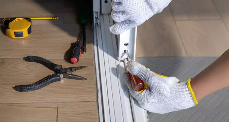 Screen Door Wheel Replacement in Merritt Island, FL