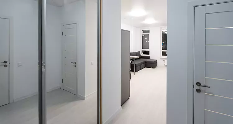 Modern Mirrored Closet Doors Repair in Merritt Island, FL