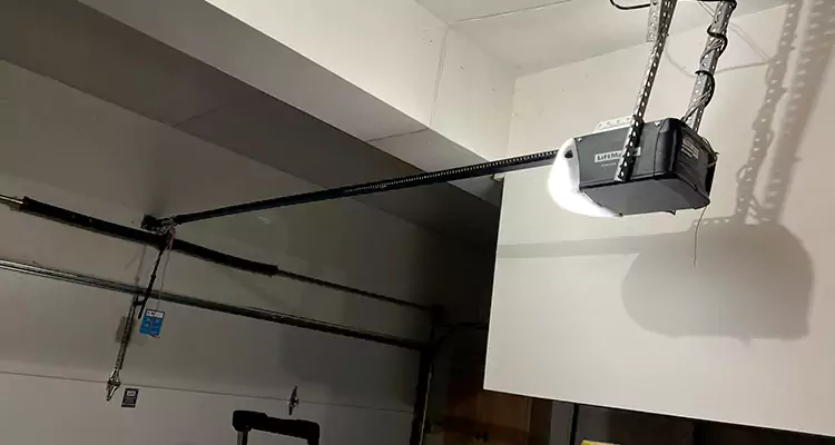 Linear Garage Door Opener Repair in Merritt Island, FL