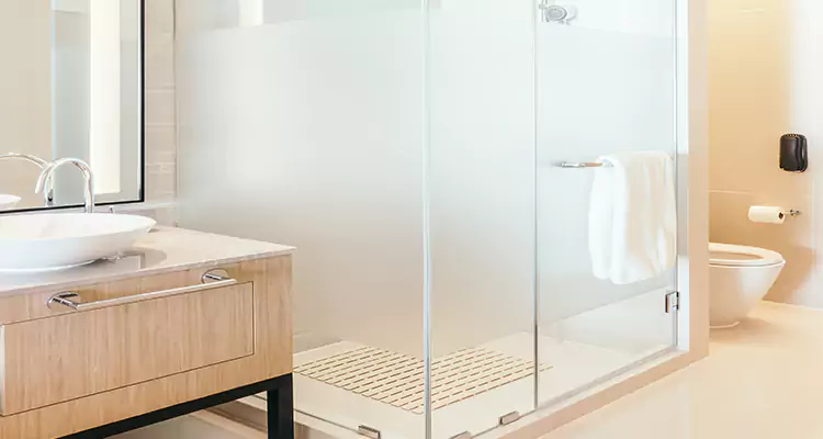 Expert Shower Door Fix and Repair in Merritt Island, FL